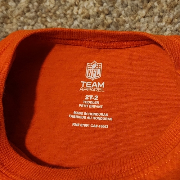 Denver Broncos  🏈  NFL Football TShirt Toddler Size 2T -  $12 - Picture 3 of 4